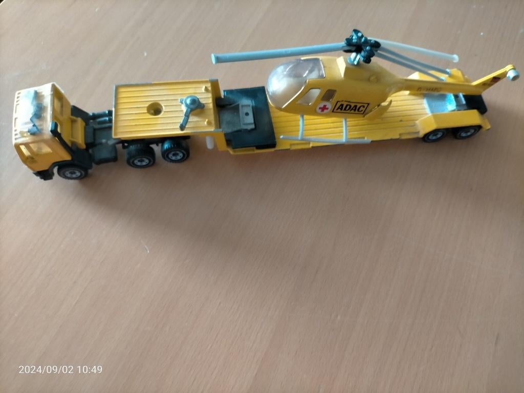 Siku adac oplegger met adac helicopter, Ophalen of Verzenden, Gebruikt, Auto