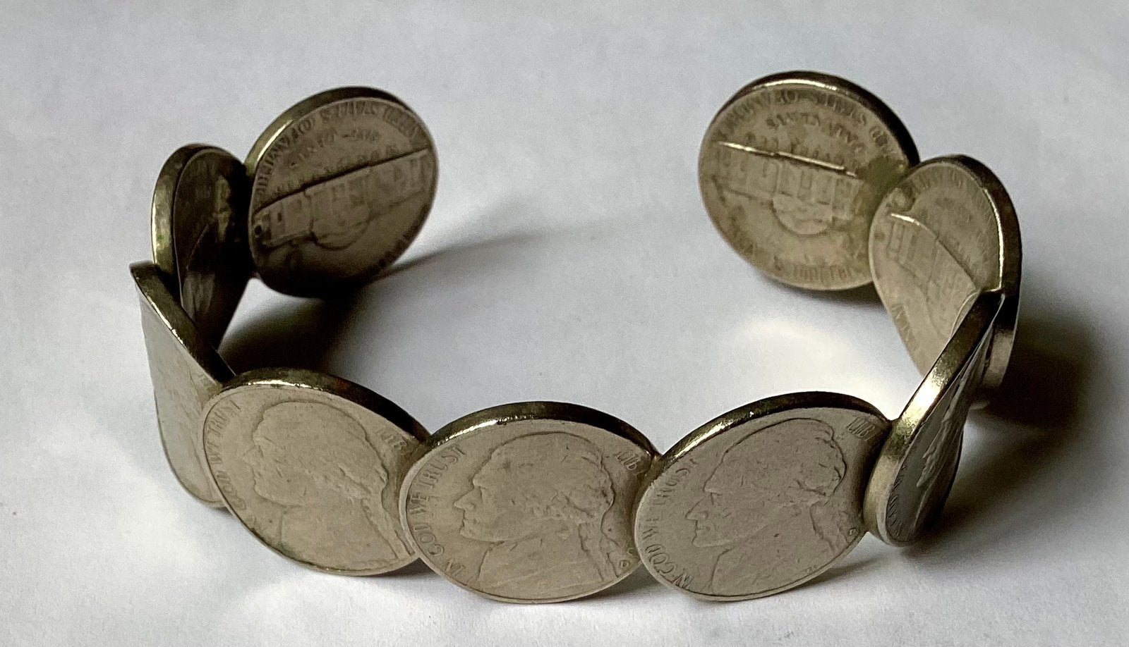 Armband van 9 Amerikaanse 5 cent munten: Nickel. 1986., Ophalen of Verzenden, Noord-Amerika