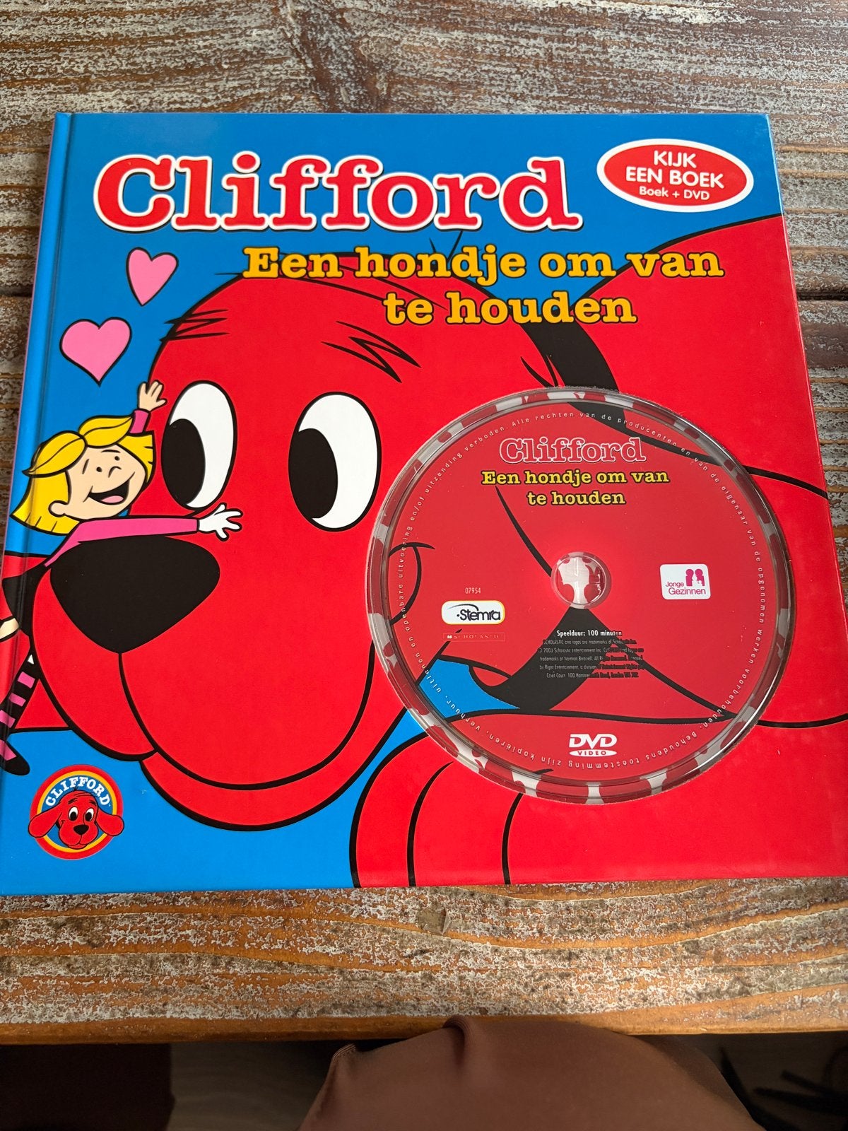 Clifford – Een hondje om van te houden (Boek + DVD), Fictie algemeen, Jongen of Meisje, Nieuw, Ophalen of Verzenden