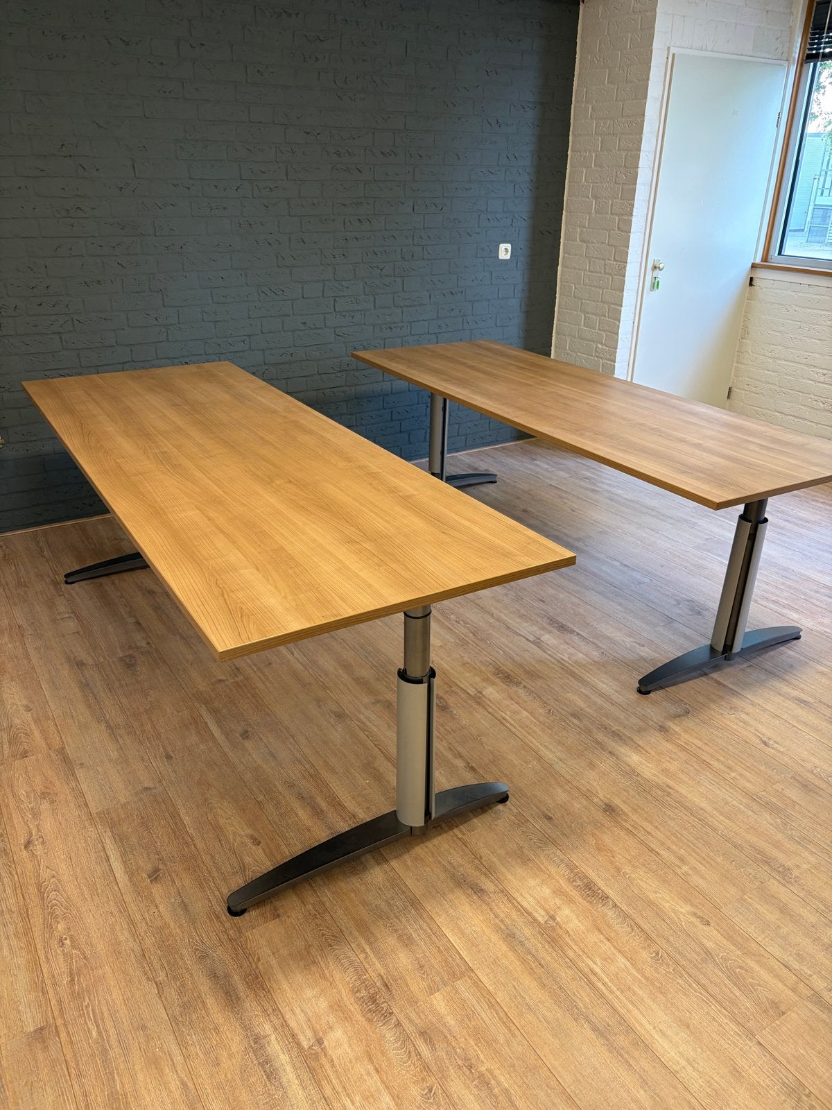 Verstelbaar bureau 200x80, Werkplek, Ophalen, Gebruikt, Bureau