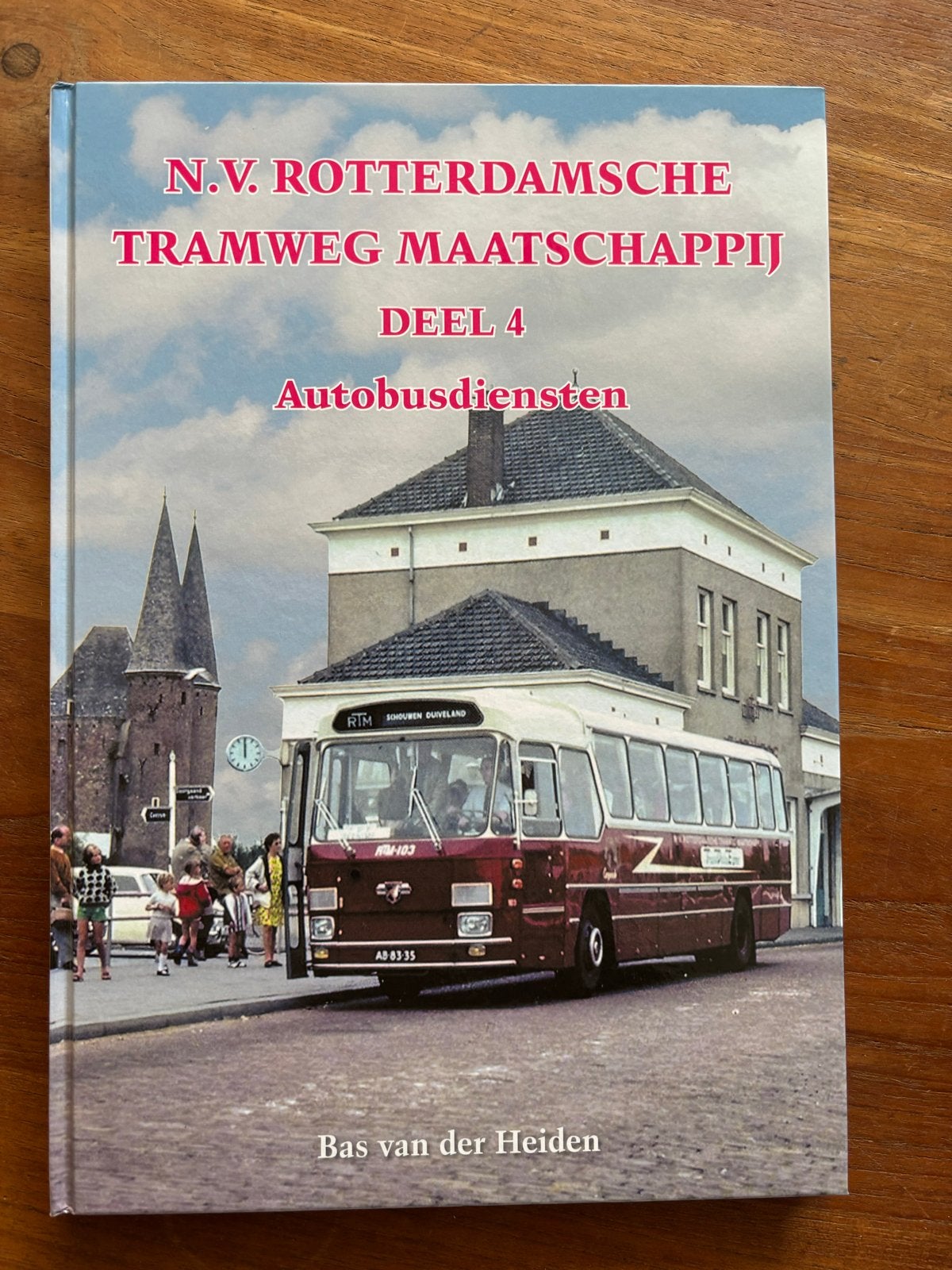 N.V. Rotterdamse Tramweg Maatschappij Deel 4 Autobusdiensten, Ophalen of Verzenden, Zo goed als nieuw, Bus