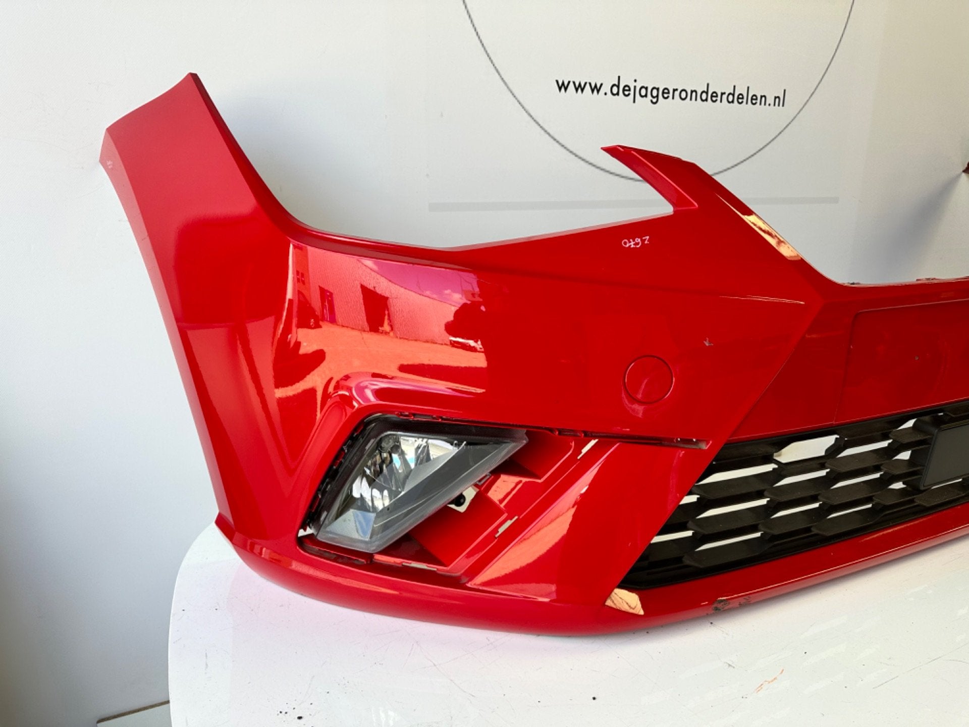 SEAT IBIZA FR 6F VOORBUMPER BUMPER 6F0807221D 2017, Gebruikt, Autovia A-2, Km 585 585
08760  Martorell, ES, Ophalen of Verzenden