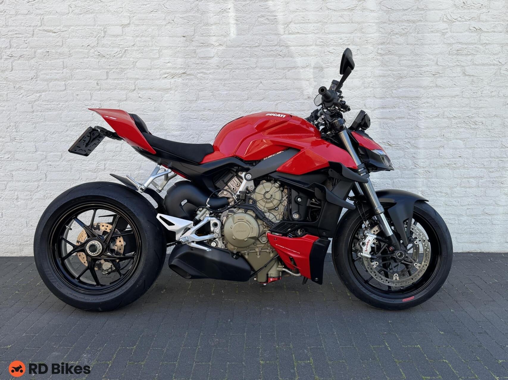 Ducati Streetfighter V4, Info@ducatiamsterdam.nl, Bedrijf, Meer dan 35 kW, Ducati motor holding s.p.a. via antonio cavalieri ducati, 3 40132 bologna (borgo panigale)