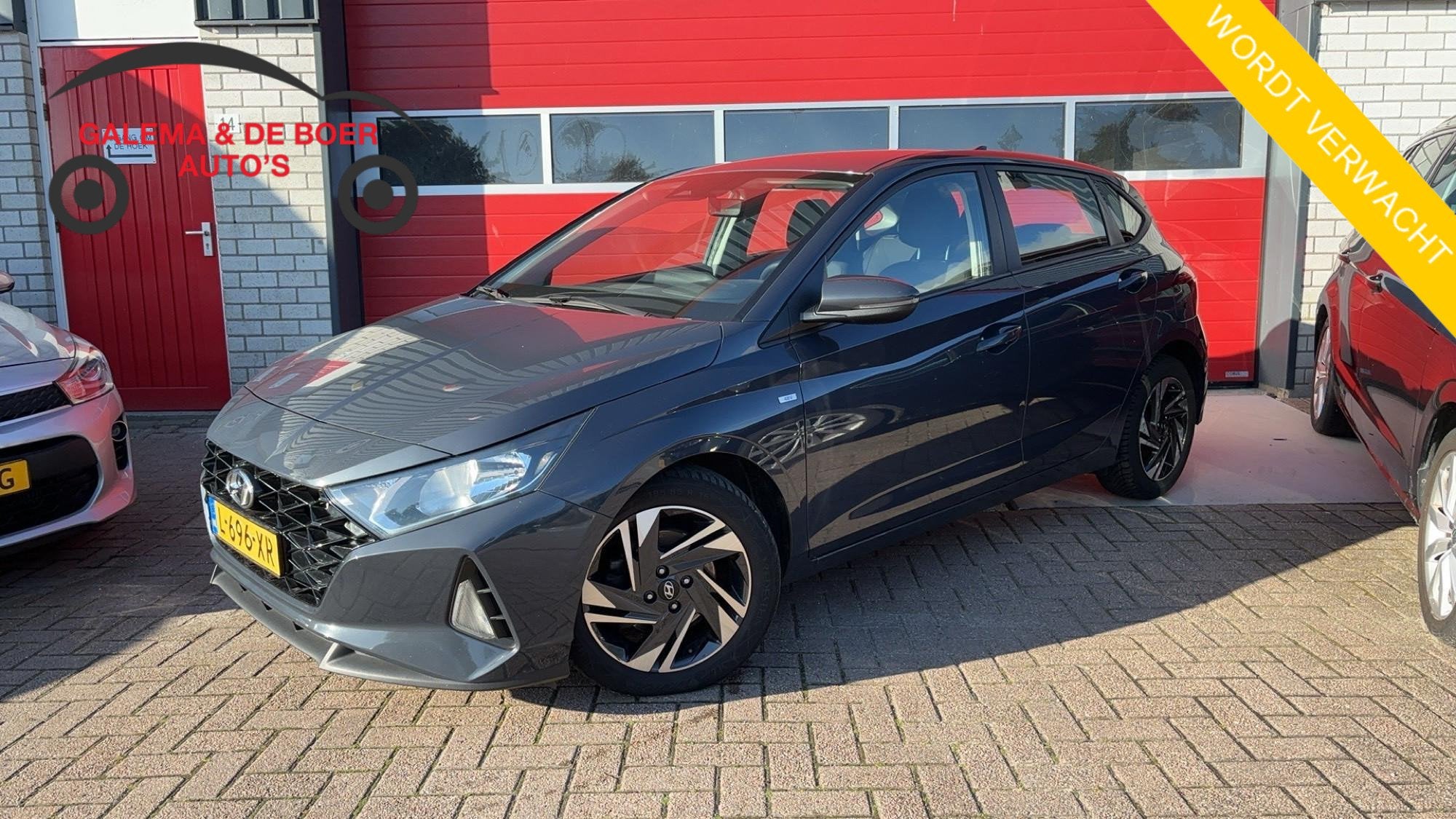 Hyundai i20 1.0 T-GDI Comfort Smart TREKHAAK / CARPLAY / NAV, Voorwielaandrijving, Dealer onderhouden, Gebruikt, Euro 6