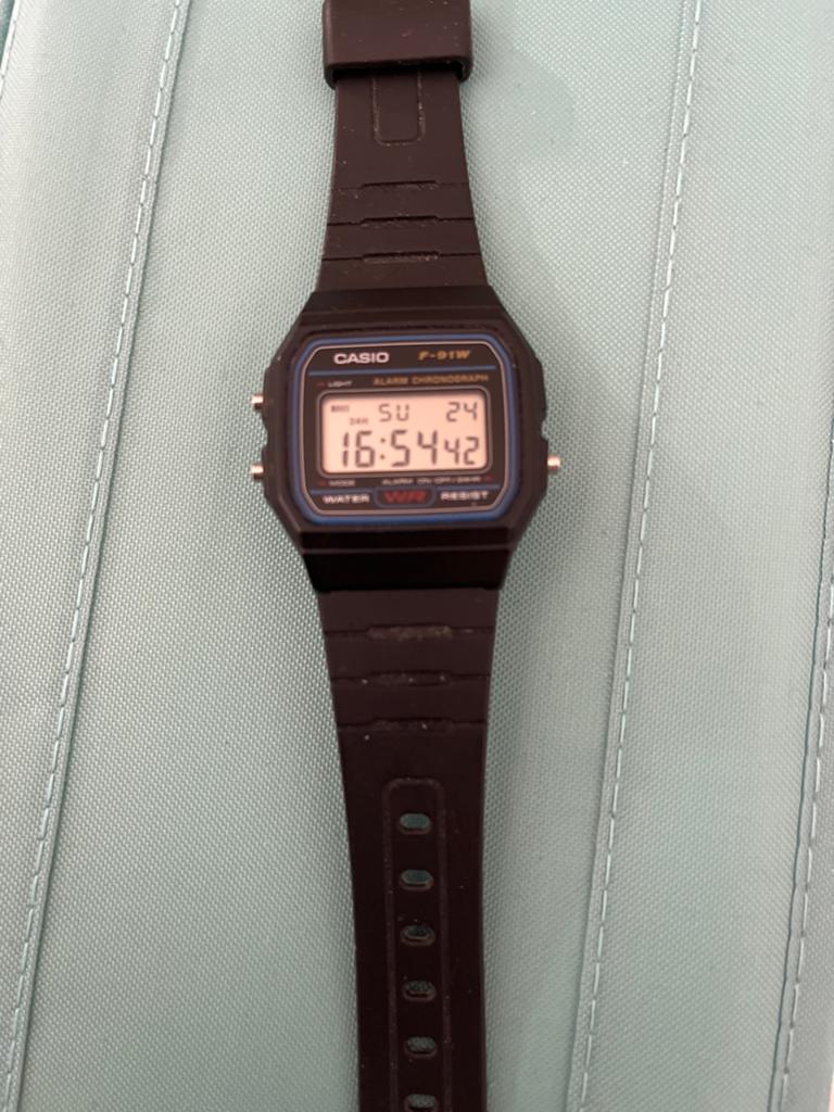 Casio F-91W Digitaal Horloge - Klassiek en Functioneel, Casio, Kunststof, Gebruikt, Polshorloge