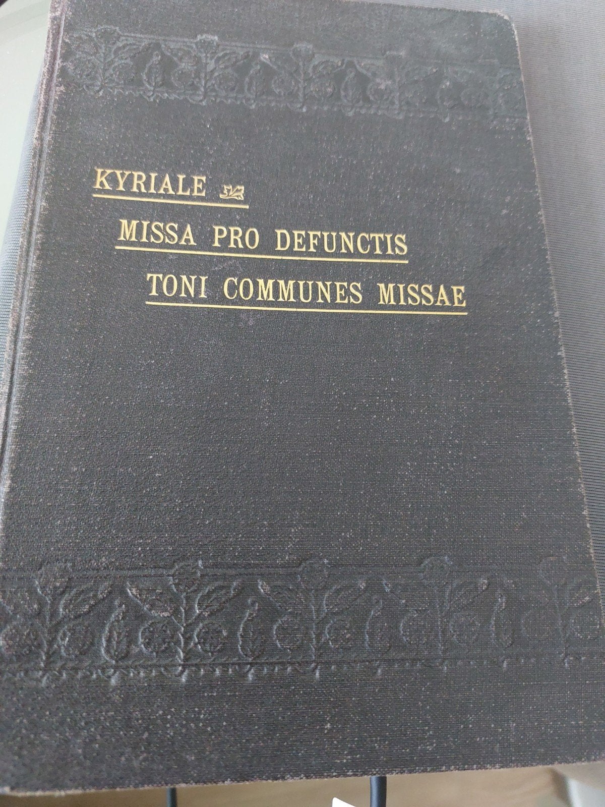 Kyriale seu Ordinarium Missae - Antiek Kerkboek 1908, Antiek en Kunst, Antiek | Boeken en Bijbels, Ophalen, Monachis Solesmensibus