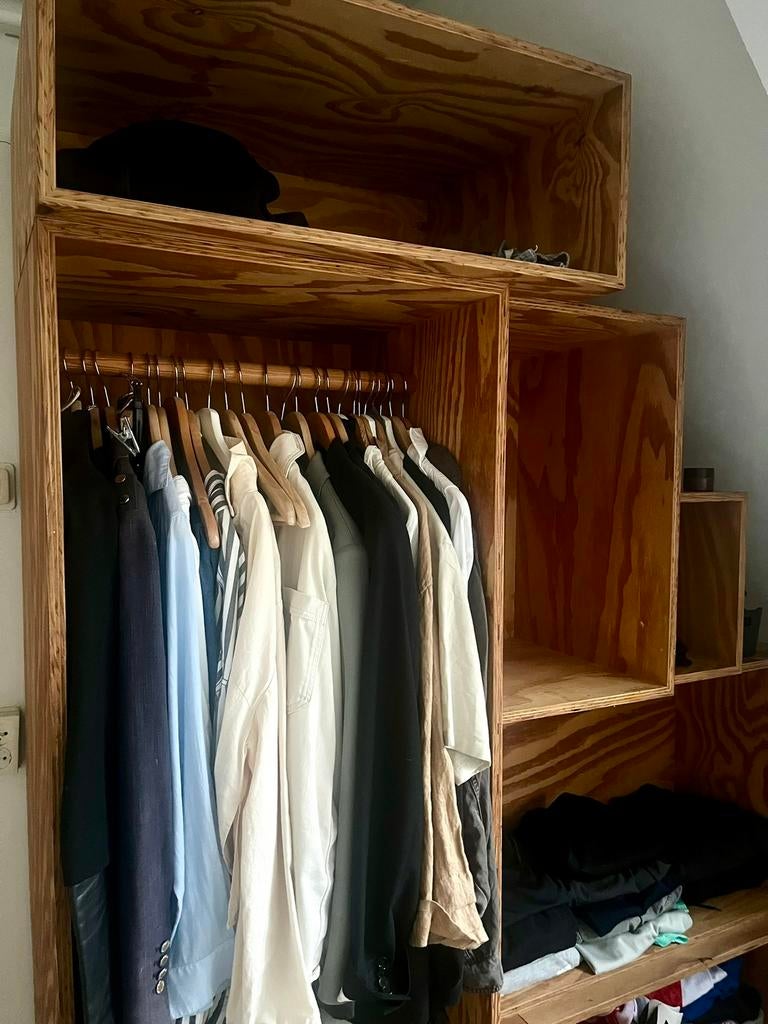 Open kast hout handgemaakt, Ophalen, Gebruikt
