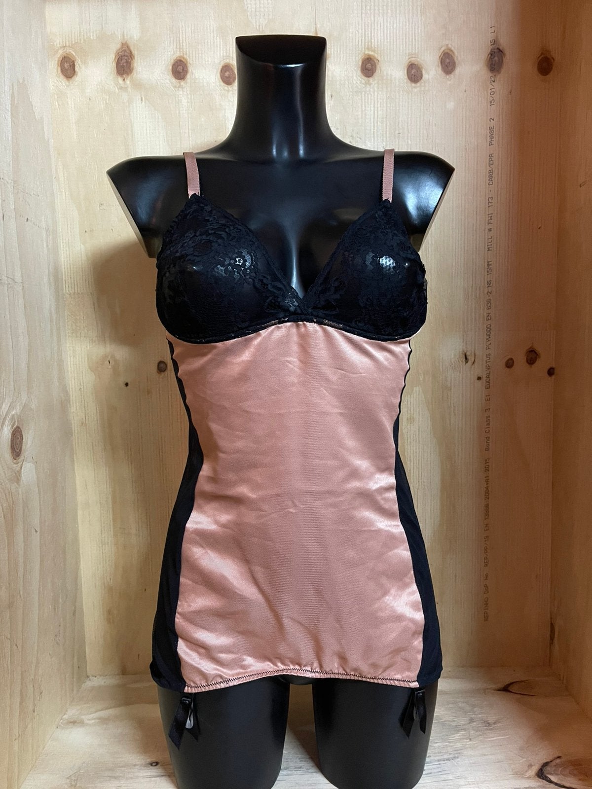 Andres sarda onderjurk / slipdress met jarretels Maat L (, Kleding | Dames, Verzenden, Beige, Overige typen