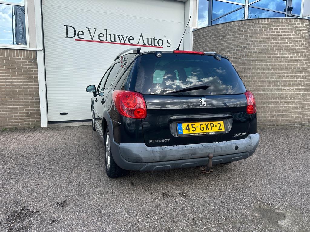Peugeot 207 SW Outdoor 1.6 VTi XS|Cruise|Airco|Trekhaak|Pano, Gebruikt, Zwart, 4 cilinders, Leder en Stof