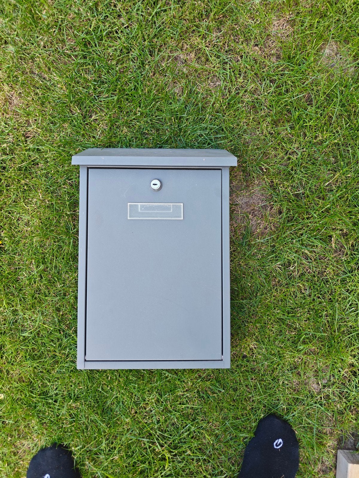 Brievenbus grijs, Tuin en Terras, Brievenbussen, Ophalen of Verzenden, Zo goed als nieuw, Aluminium