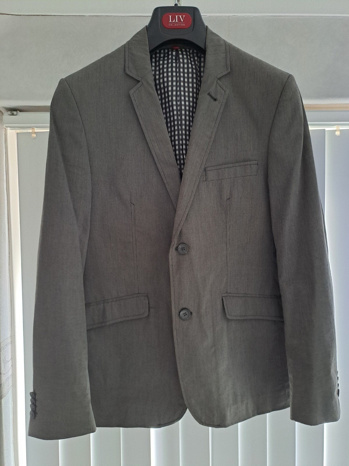Stijlvol grijs colbert van LIV Collection, maat 48, Kleding | Heren, Maat 48/50 (M), LIV Collection, Ophalen of Verzenden, Zo goed als nieuw