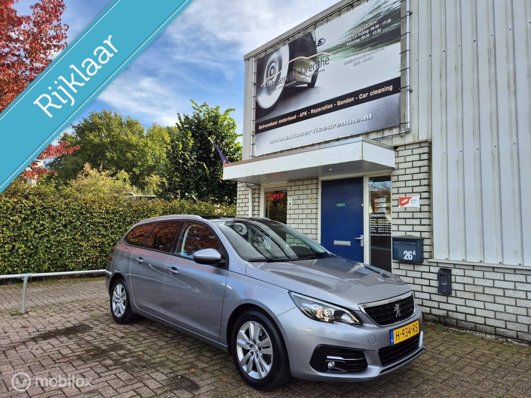Peugeot 308 1.2 Blue lease ECC/Navi/Cruise/Carplay/PDC/Pano, Voorwielaandrijving, Gebruikt, Euro 6, 1199 cc