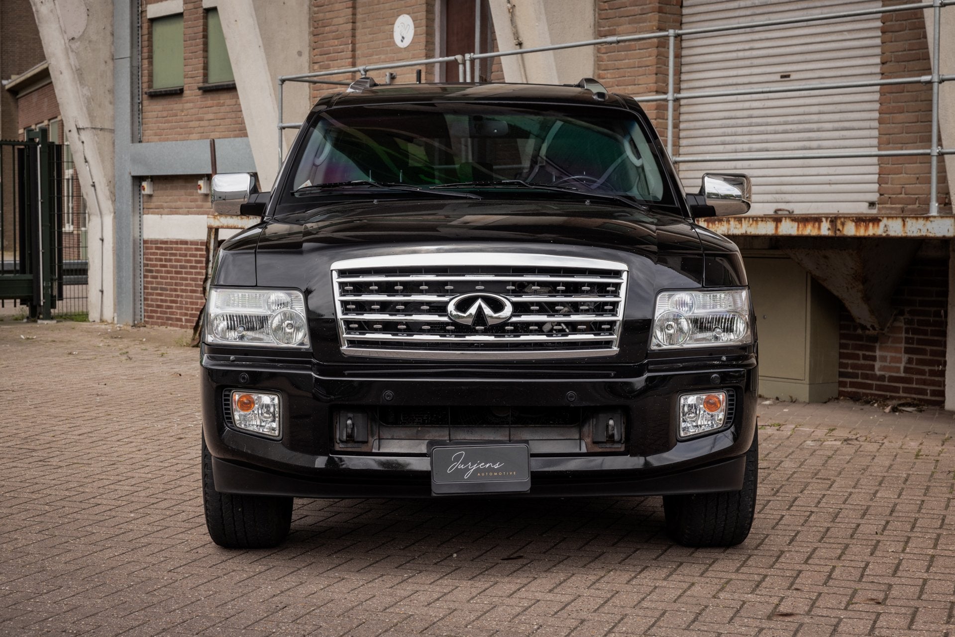 Infiniti QX56 AWD 5.6 V8 AUT (320pk) 8-persoons, Auto's, Infiniti, Automaat, Gebruikt, 320 pk, Leder
