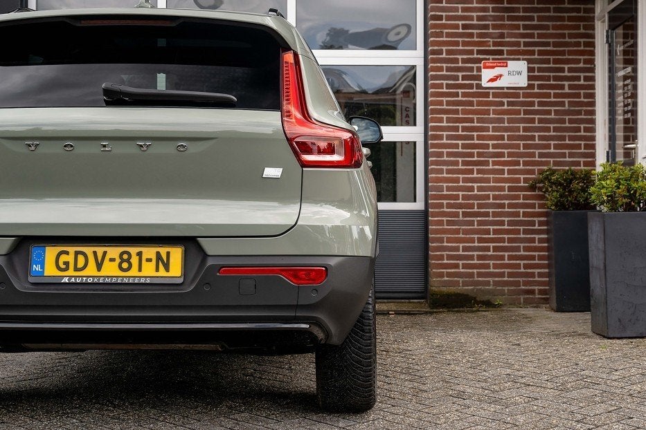 Volvo XC40 1.5 T5 Plug-in hybrid Plus Dark | Panorama | Harm, 1712 kg, Plug-in hybride, Bedrijf, Hybride Elektrisch/Benzine