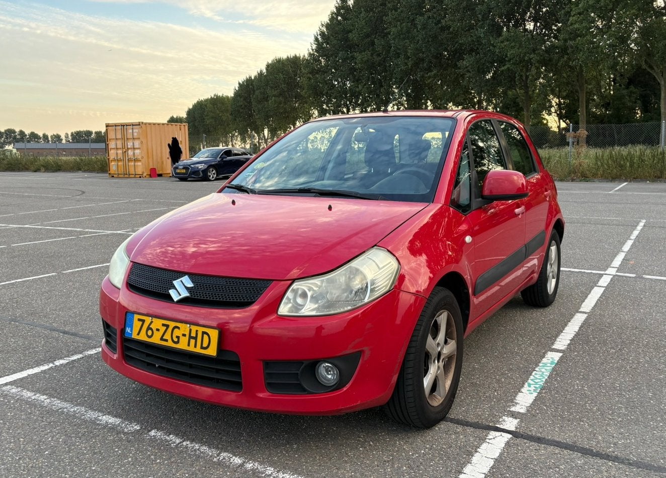 Suzuki SX4 1.6L 2006, airco, nieuwe koppeling!, Voorwielaandrijving, SX4, Handgeschakeld, Grijs