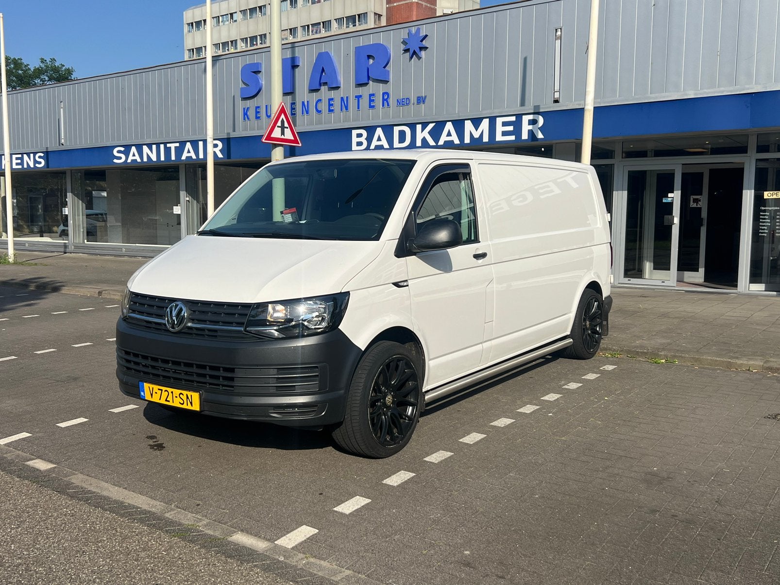 Foto 10 van Volkswagen Transporter GB 2.0 TDI 84pk L2h1 euro6