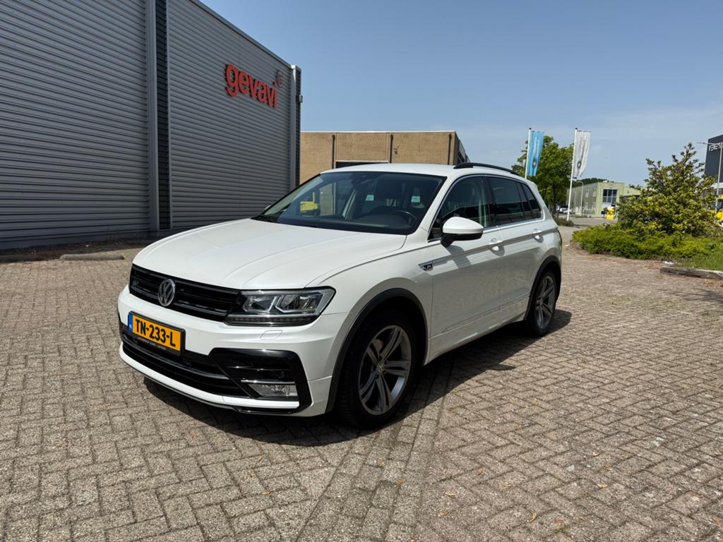 Volkswagen Tiguan R Line 1.4 TSI 110KW DSG 2017 Wit, 1800 kg, Zwart, 4 cilinders, Wit