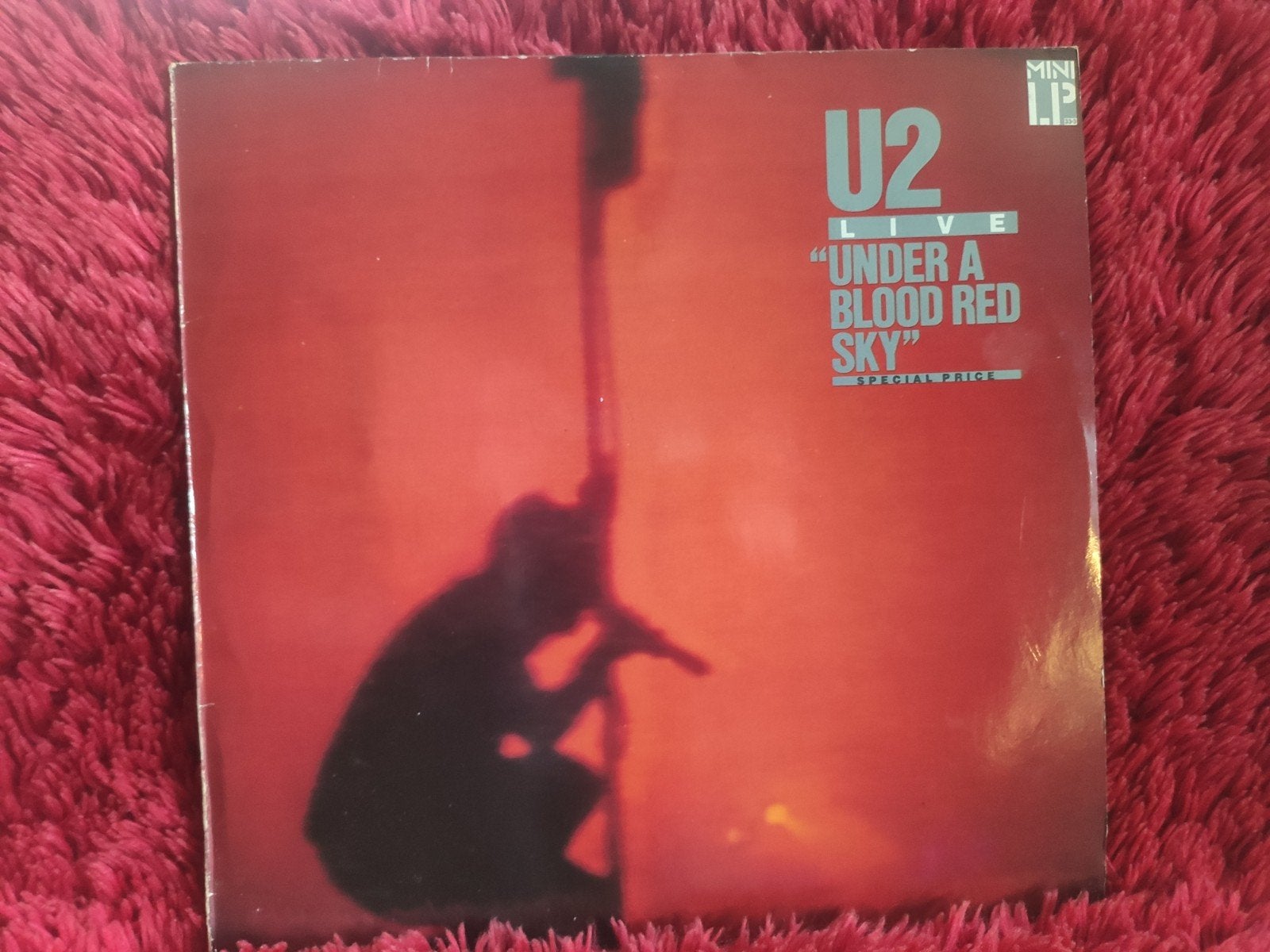 U2 – Under A Blood Red Sky Mini-LP 1983 Duitse persing, LP, Gebruikt, Ophalen of Verzenden, Classic Rock