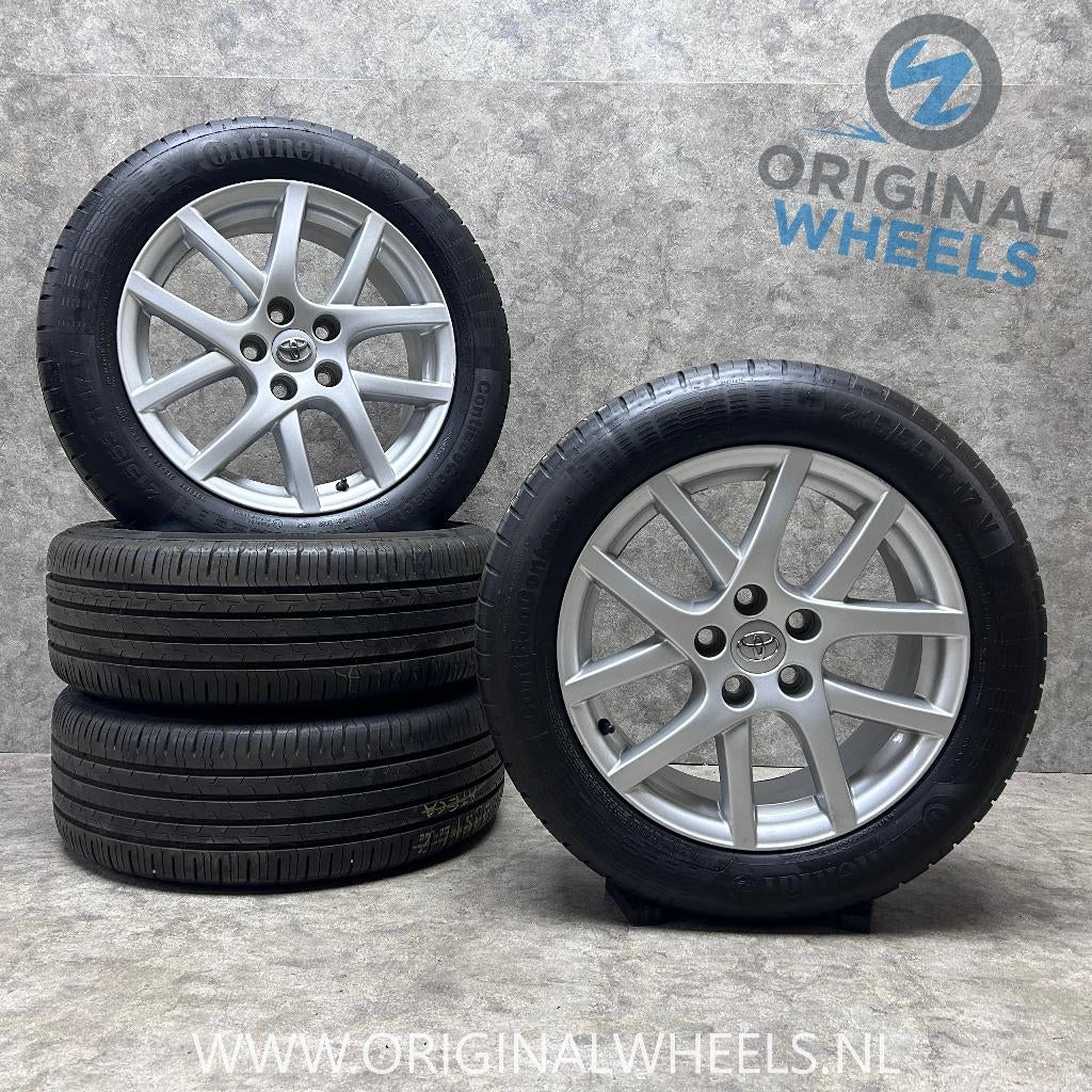 17 inch originele velgen + zomerbanden Toyota Avensis Verso