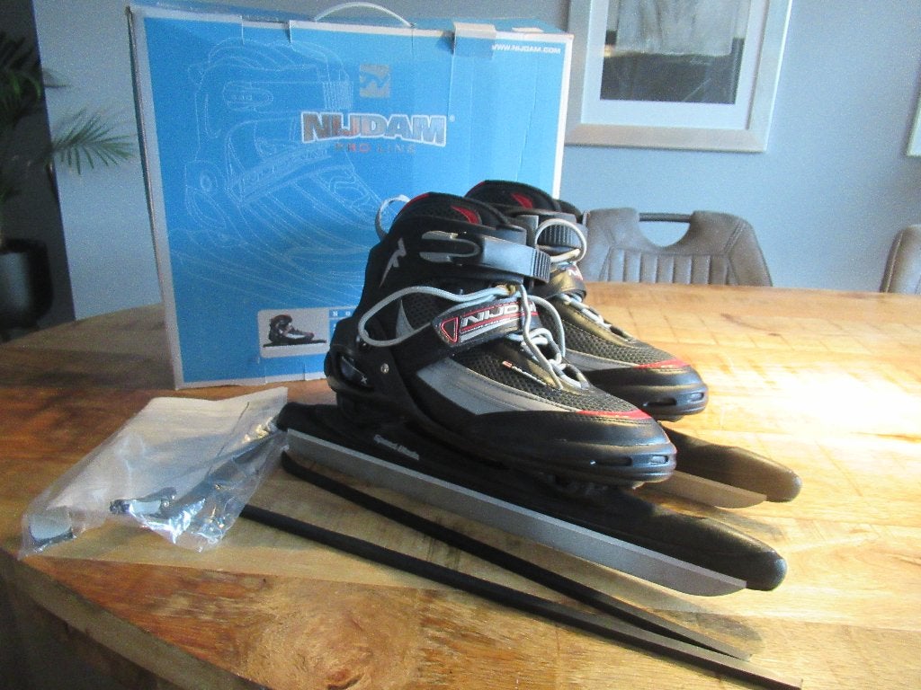 NIEUW IN DOOS Nijdam Proline schaatsen combinoren maat 42, Sport en Fitness, Combinoren, Nieuw, Ophalen of Verzenden, Nijdam