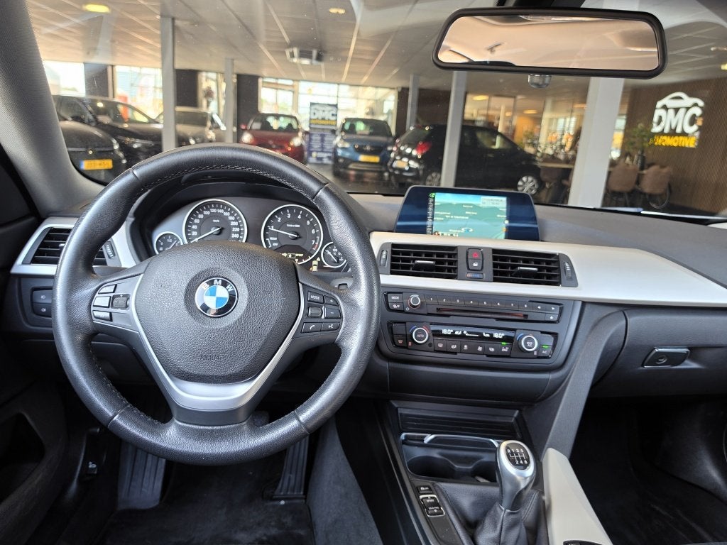 BMW 4 Serie Gran Coupé 418i Centennial Executive | Xenon |, Auto's, Keurmerk '100% Onderhouden', 12 maanden, Gebruikt, Euro 6
