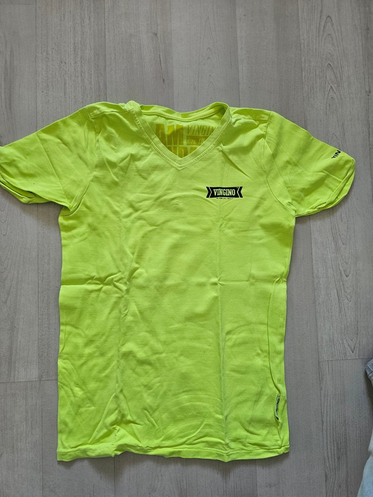 Zgan neon geel shirt VINGINO maat 140, Kinderen en Baby's, Kinderkleding | Maat 140, Ophalen of Verzenden, Zo goed als nieuw, Vingino