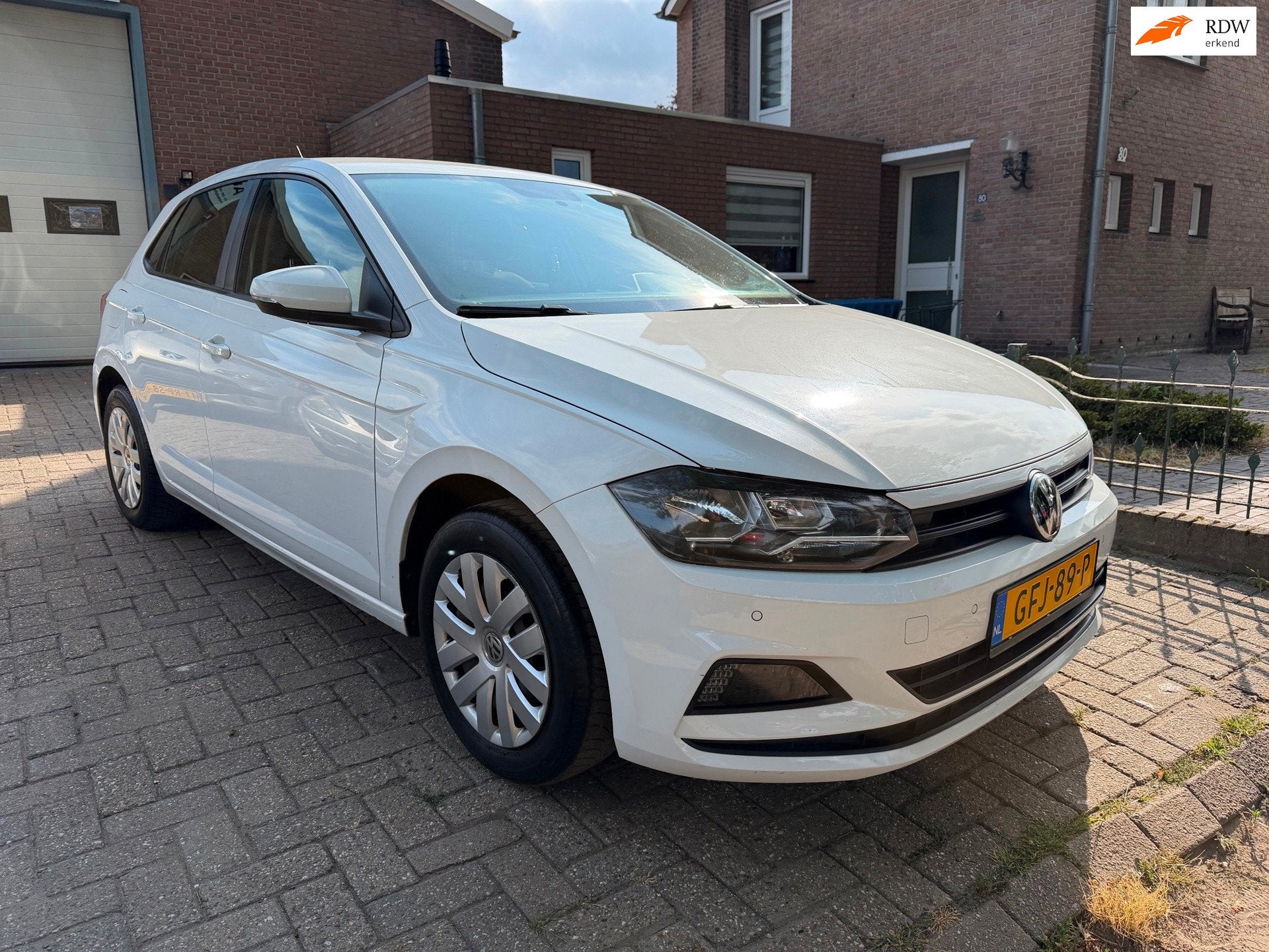 Volkswagen POLO 1.0 MPI Trendline, Auto's, Gebruikt, Euro 6, Wit, Bedrijf