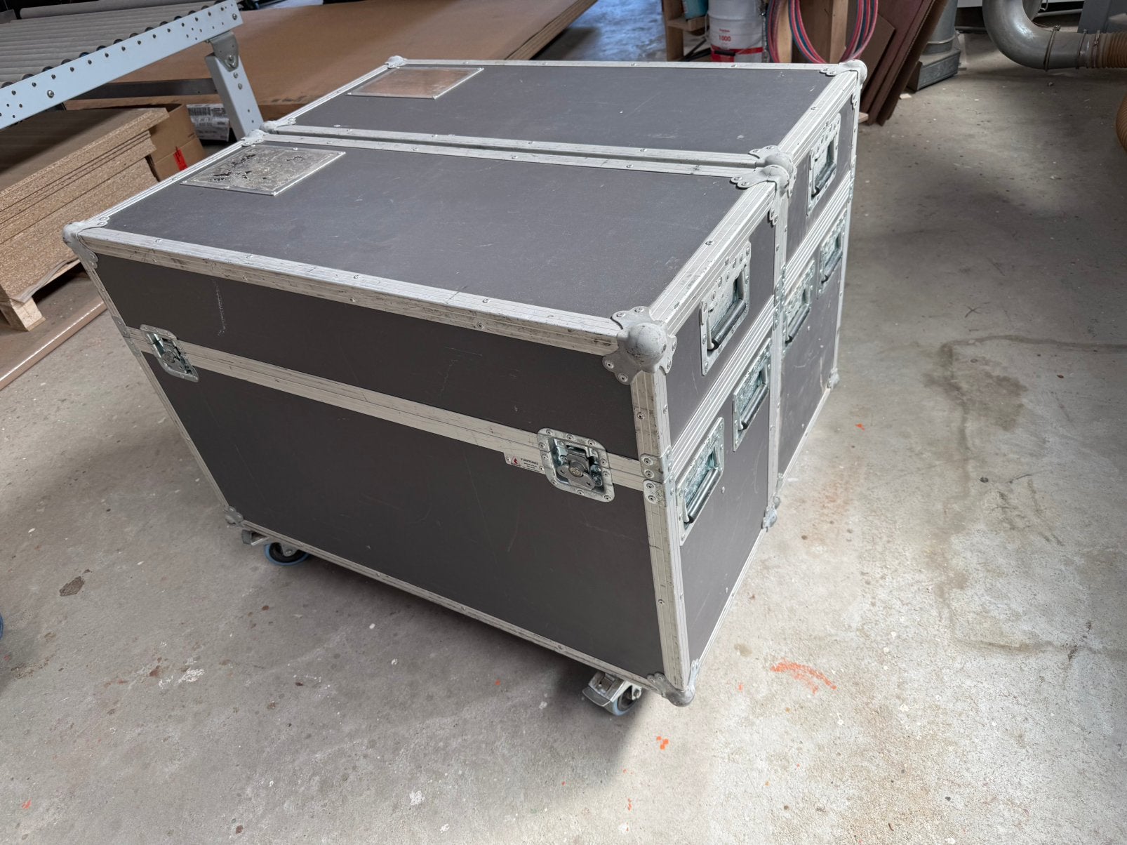 1 st. flightcases grijs, Ophalen, Gebruikt, Overige instrumenten, Flightcase
