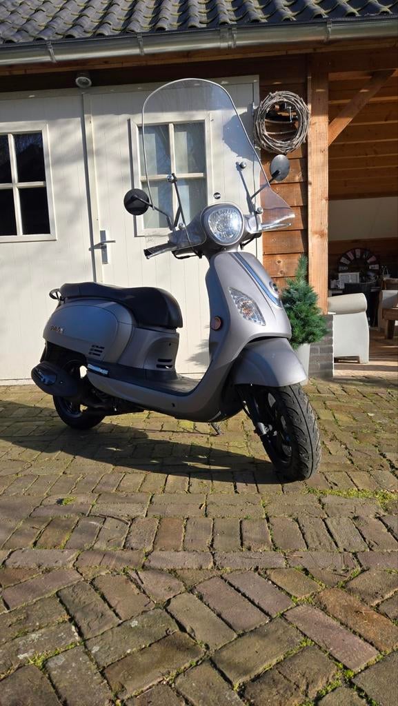 Sym Fiddle III - scooter met winscherm, Fietsen en Brommers, Ophalen of Verzenden, Gebruikt, Benzine, Fiddle