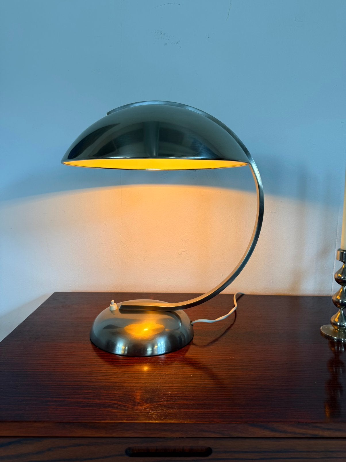 Vintage chromen Art Deco tafellamp, stijl Hillebrand ‘70, Ophalen of Verzenden, Zo goed als nieuw, Nvt, Metaal