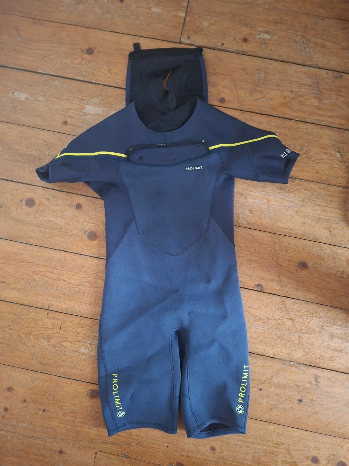 Prolimit Fusion Shorty 2/2 mm - maat 50/m, Ophalen, Zo goed als nieuw, Wetsuit