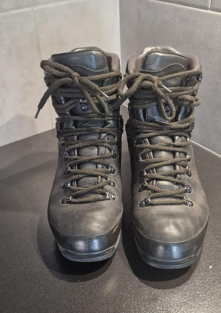 Meindl 3716-01 Island  285M m1 winter +- mt 44 mt44, Ophalen of Verzenden, Schoenen