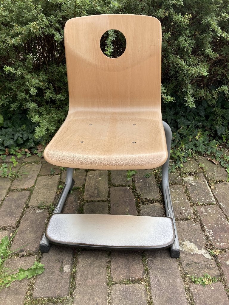 12 x Galvanitas Pagholz schoolstoeltjes en 2 tafeltjes, Ophalen of Verzenden, Gebruikt, Overige typen