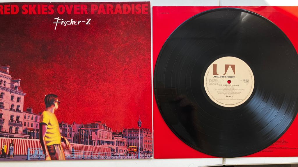 FZ2 Fischer-Z Red skies over paradise HOL81 €10, Gebruikt, 1980 - 1989, Ophalen of Verzenden, Fotohoes