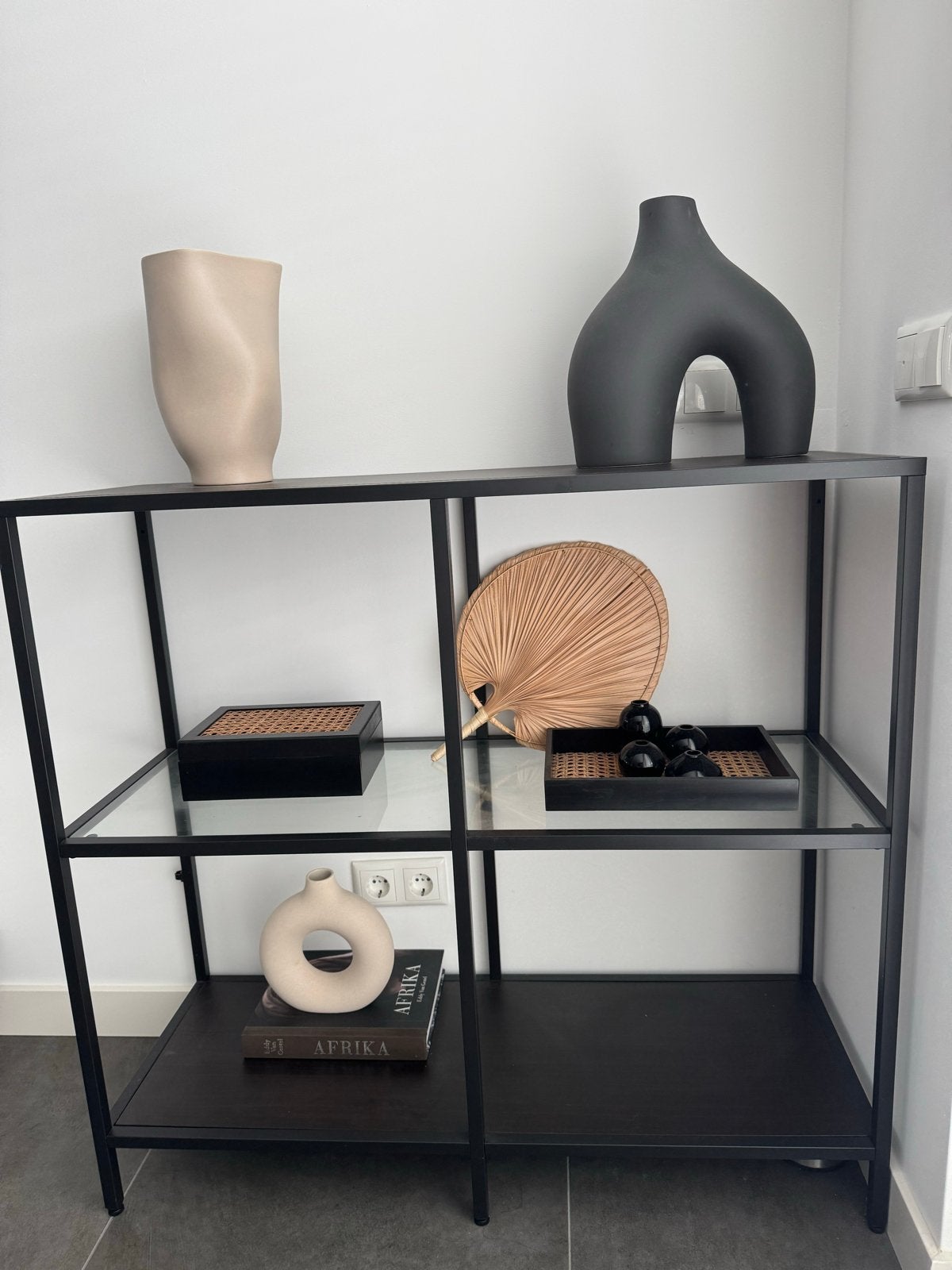 Stellingkast met decoratie, Ophalen of Verzenden, Zo goed als nieuw