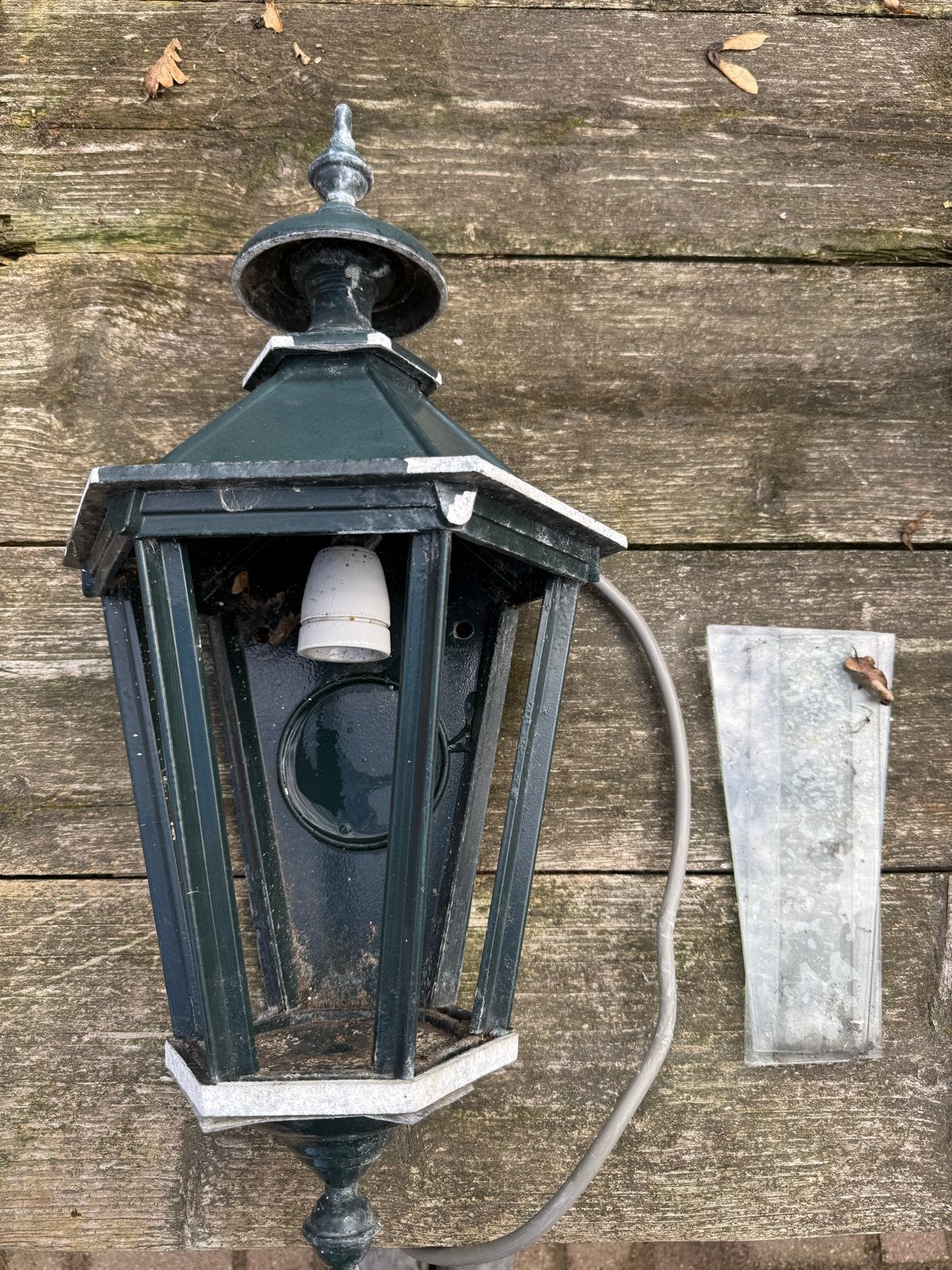 Gietijzeren Buitenlamp opknapper - Groen, Klassiek Design, Overige merken, Gebruikt, E27 (groot), Groen