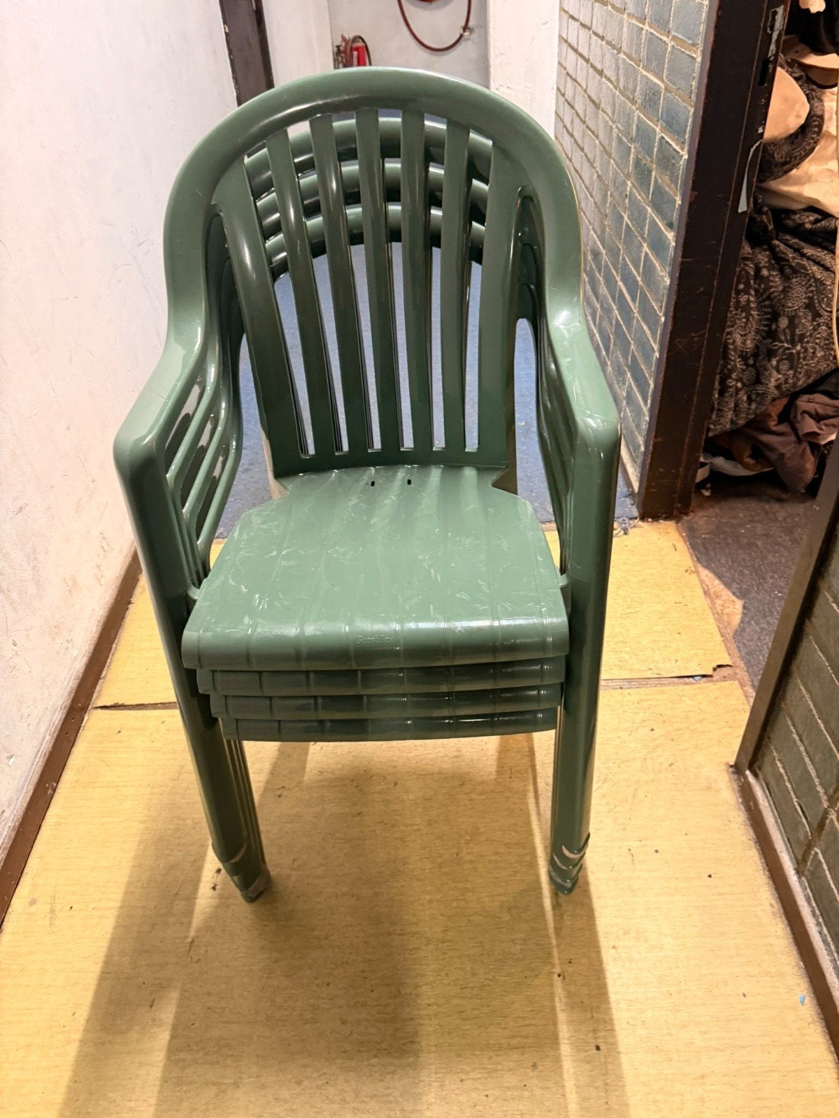 Stapelbare tuinstoelen - Groen kunststof, Ophalen, Kunststof, Gebruikt, Overige kleuren