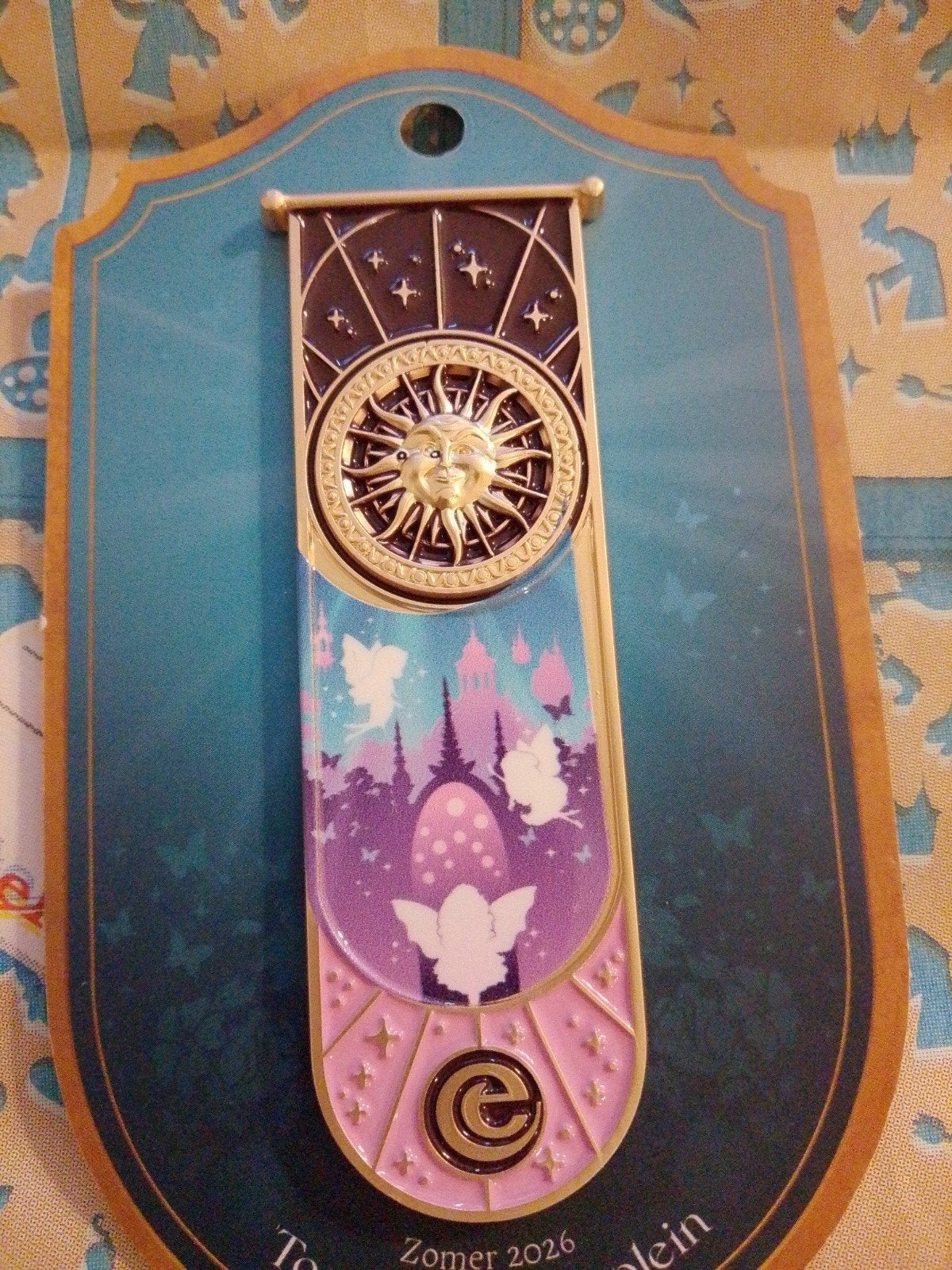 Efteling zomer pin met druk fout, Ophalen of Verzenden, Nieuw, Button of Speldje