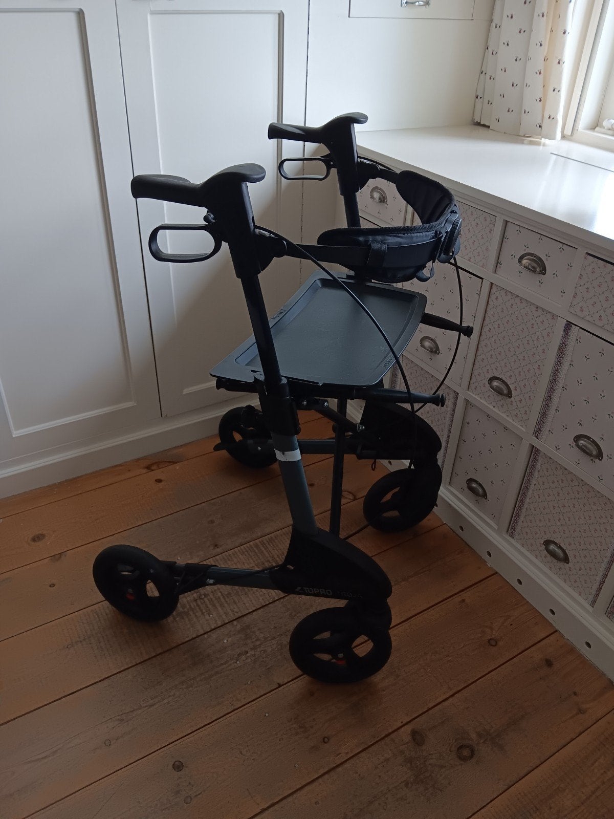Topro Troja opvouwbare rollator met dienblad, Ophalen, Opvouwbaar, Zo goed als nieuw