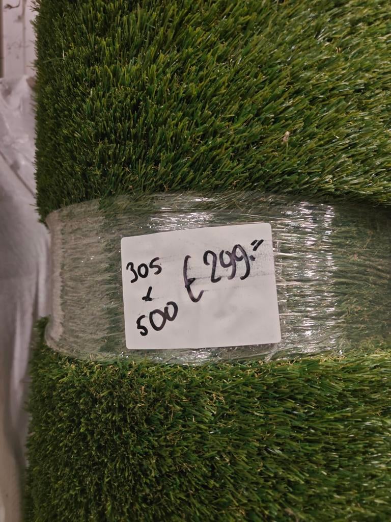 We hebben heel veel verschillende coupons kunstgras, Ophalen, Nieuw