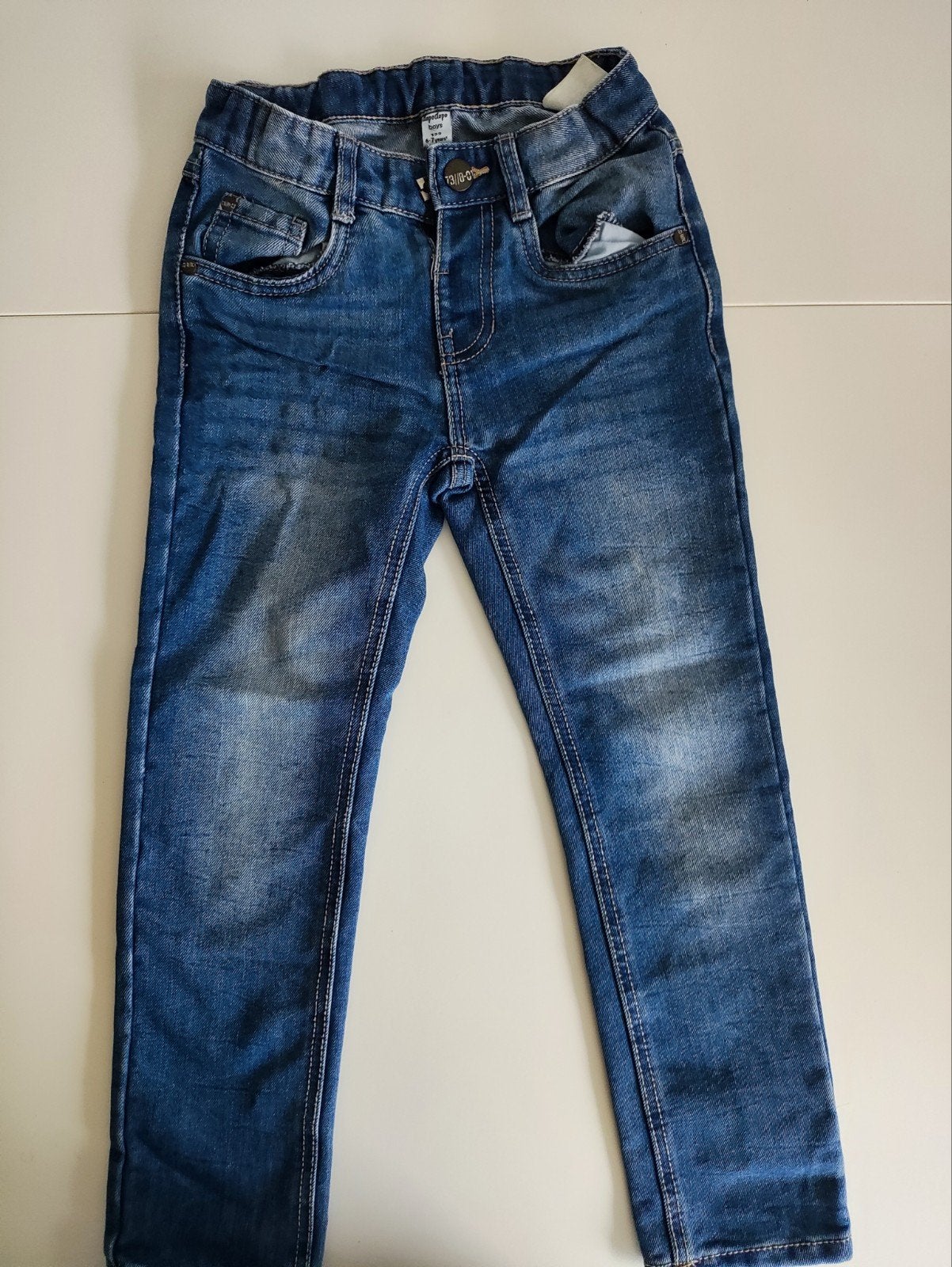 Broek maat 122, Kinderen en Baby's, Kinderkleding | Maat 122, Ophalen of Verzenden, Zo goed als nieuw, Jongen, Broek