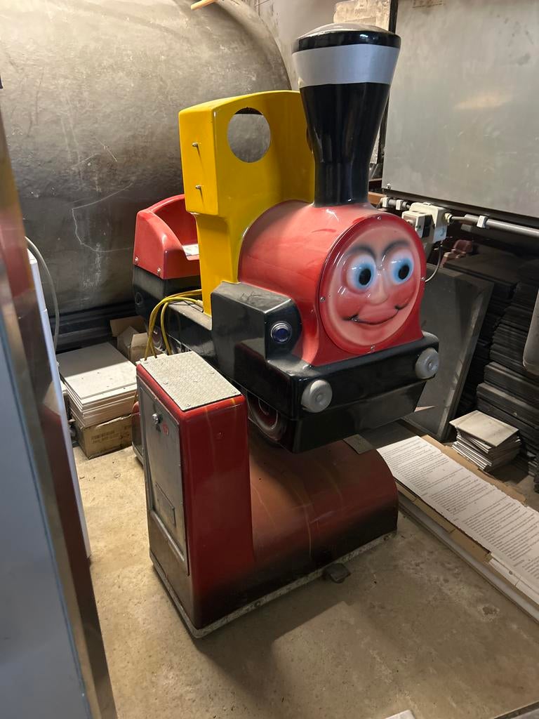 Leuke kinderattractie: Treinrit met vrolijk gezicht, Ophalen of Verzenden, Gebruikt
