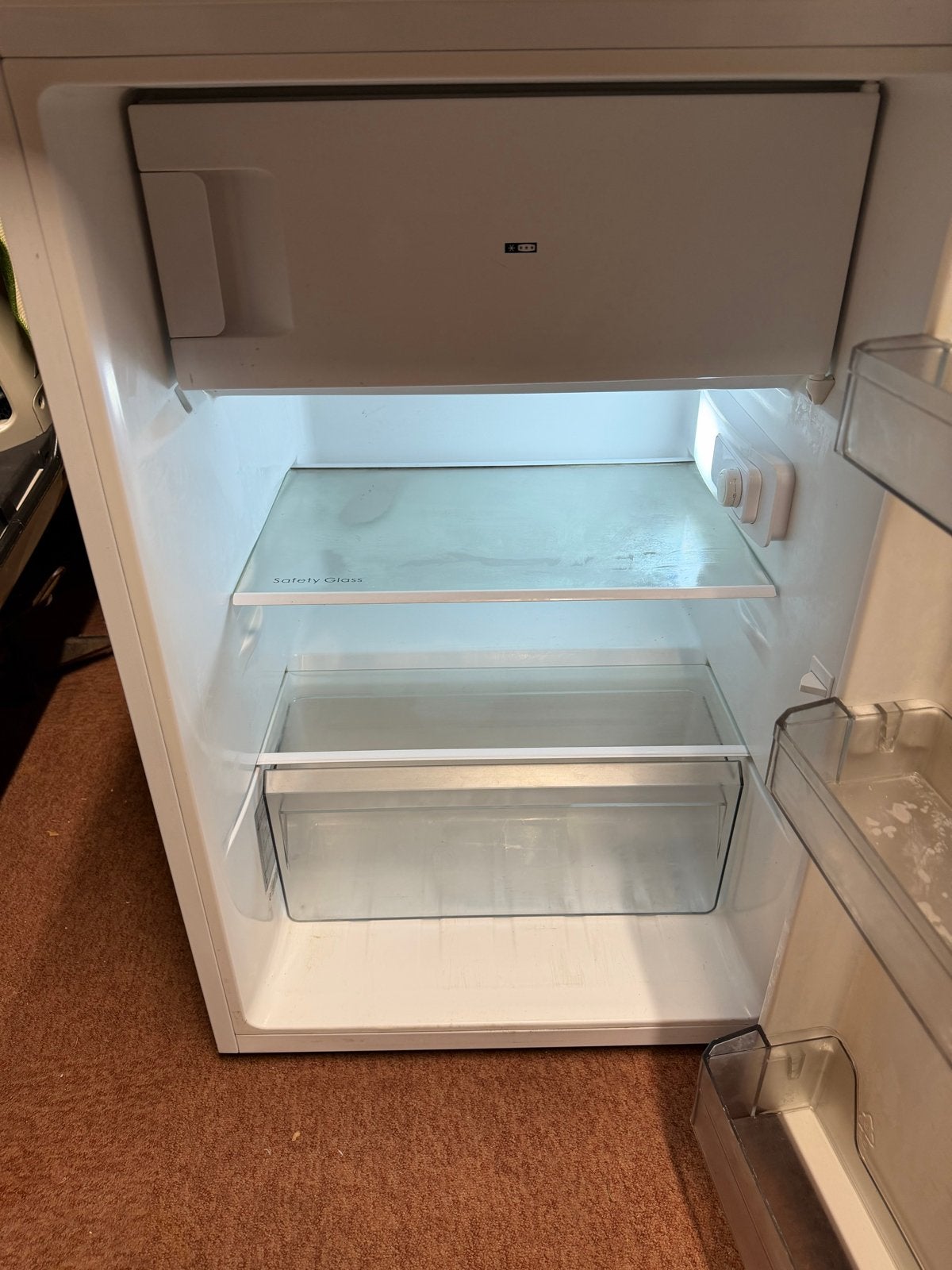 Exquisit Koelkast met vriesvak - Compact en efficiënt, 75 tot 100 liter, Zo goed als nieuw, Energieklasse A of zuiniger, 45 tot 60 cm