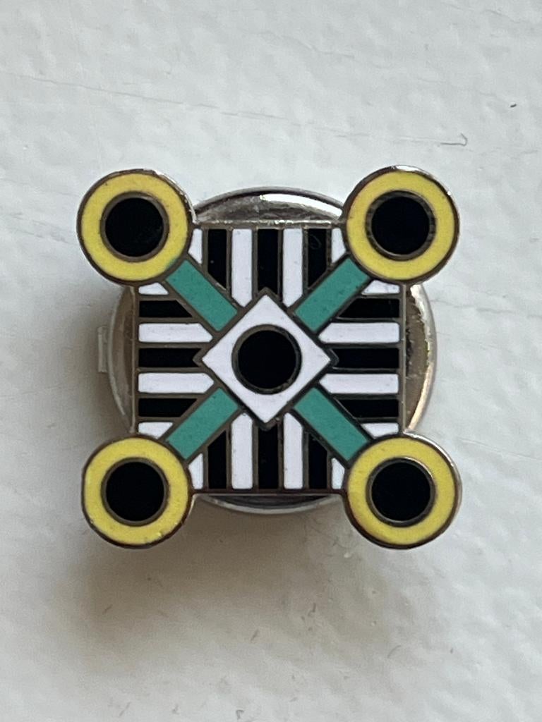 Drie metalen overzetknopen met grafische print, Ophalen of Verzenden, Nieuw, Knoop of Knopen