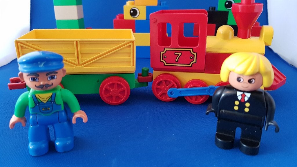 Setje Duplo in opbergdoos, onder andere treindelen. 7A8, Tweedehands verkoop, Tweedehands verkoop, Gebruikt, Ophalen of Verzenden