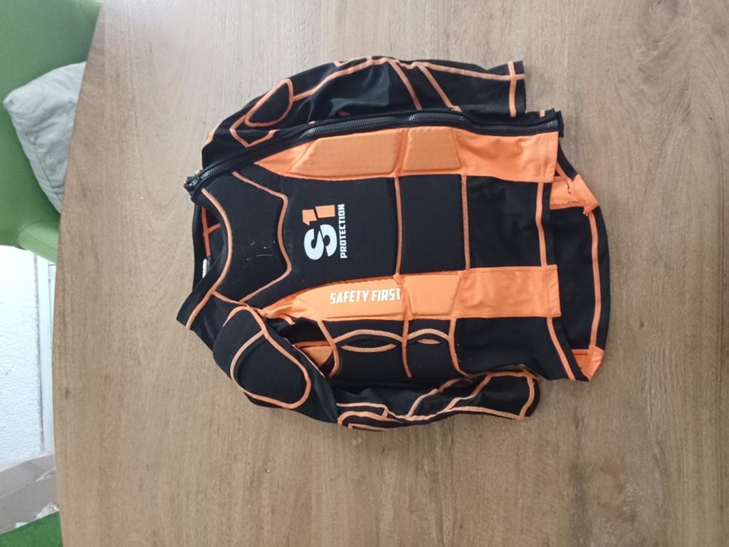 Bodyprotector, Fietsen en Brommers, Ophalen of Verzenden, Aluminium, 24 inch of meer