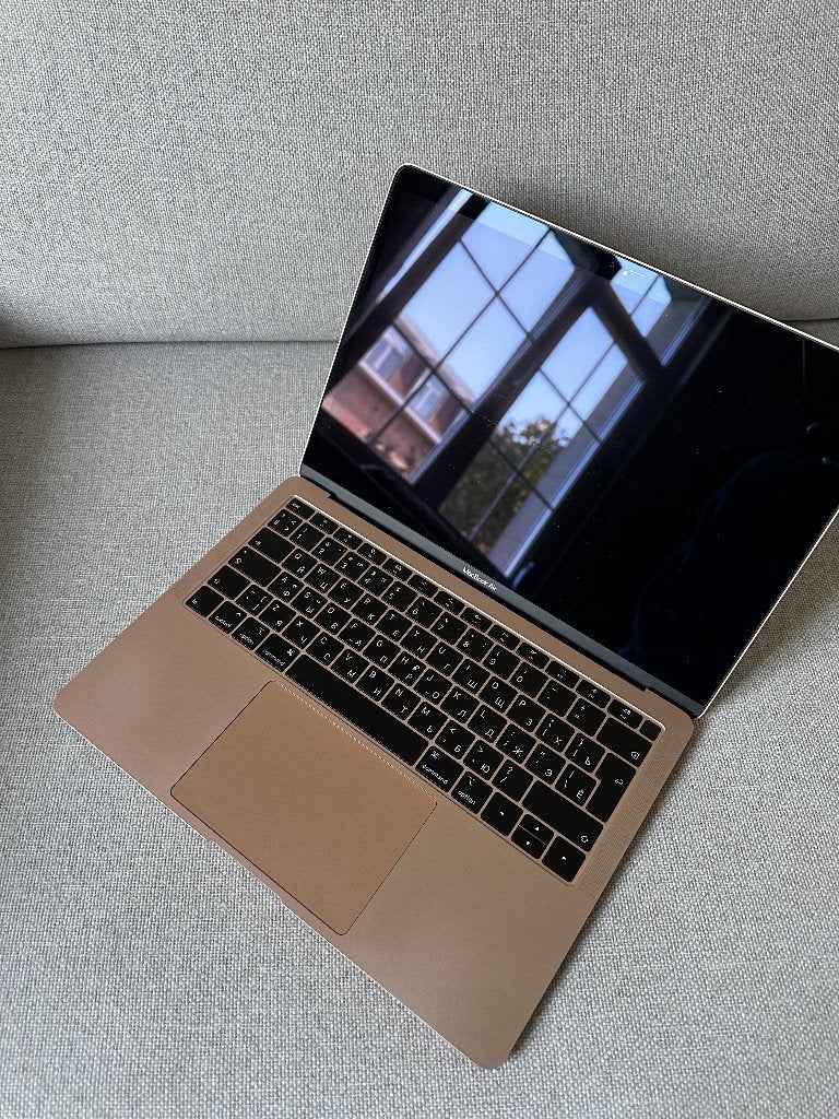 MacBook Air 13" Retina 2019 – i5 / 8 Go / 128 Go