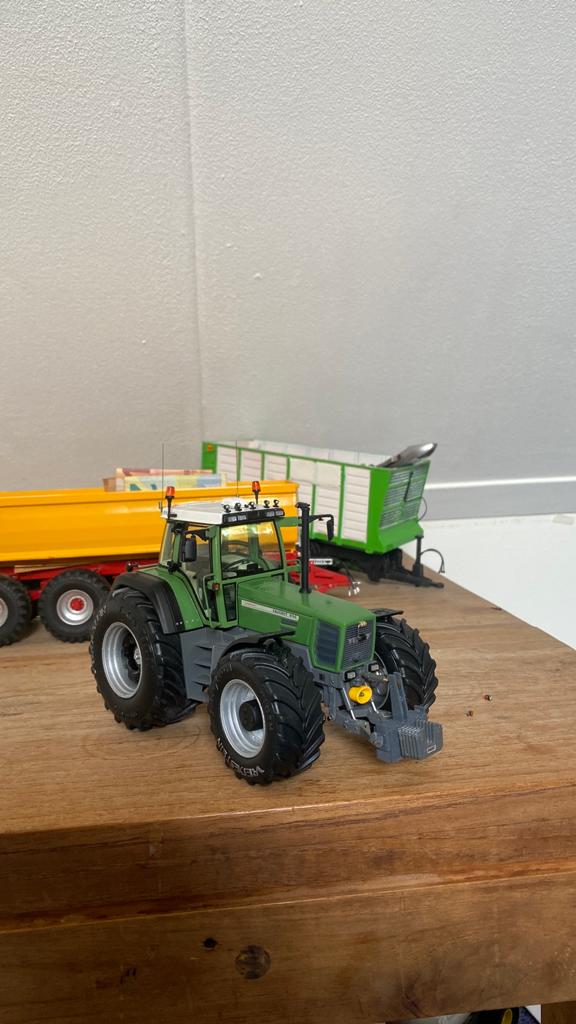 Fendt 816 weise toys, Hobby en Vrije tijd, Modelauto's | 1:32, Ophalen of Verzenden, Zo goed als nieuw, Tractor of Landbouw, Overige merken