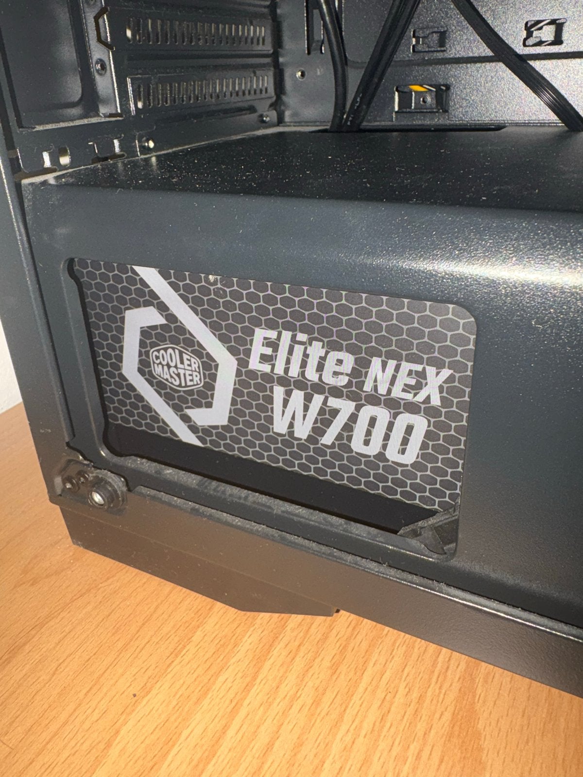 Foto 8 van Gaming PC RTX 3070 | i7-10700F | 32GB RAM | 1TB SSD