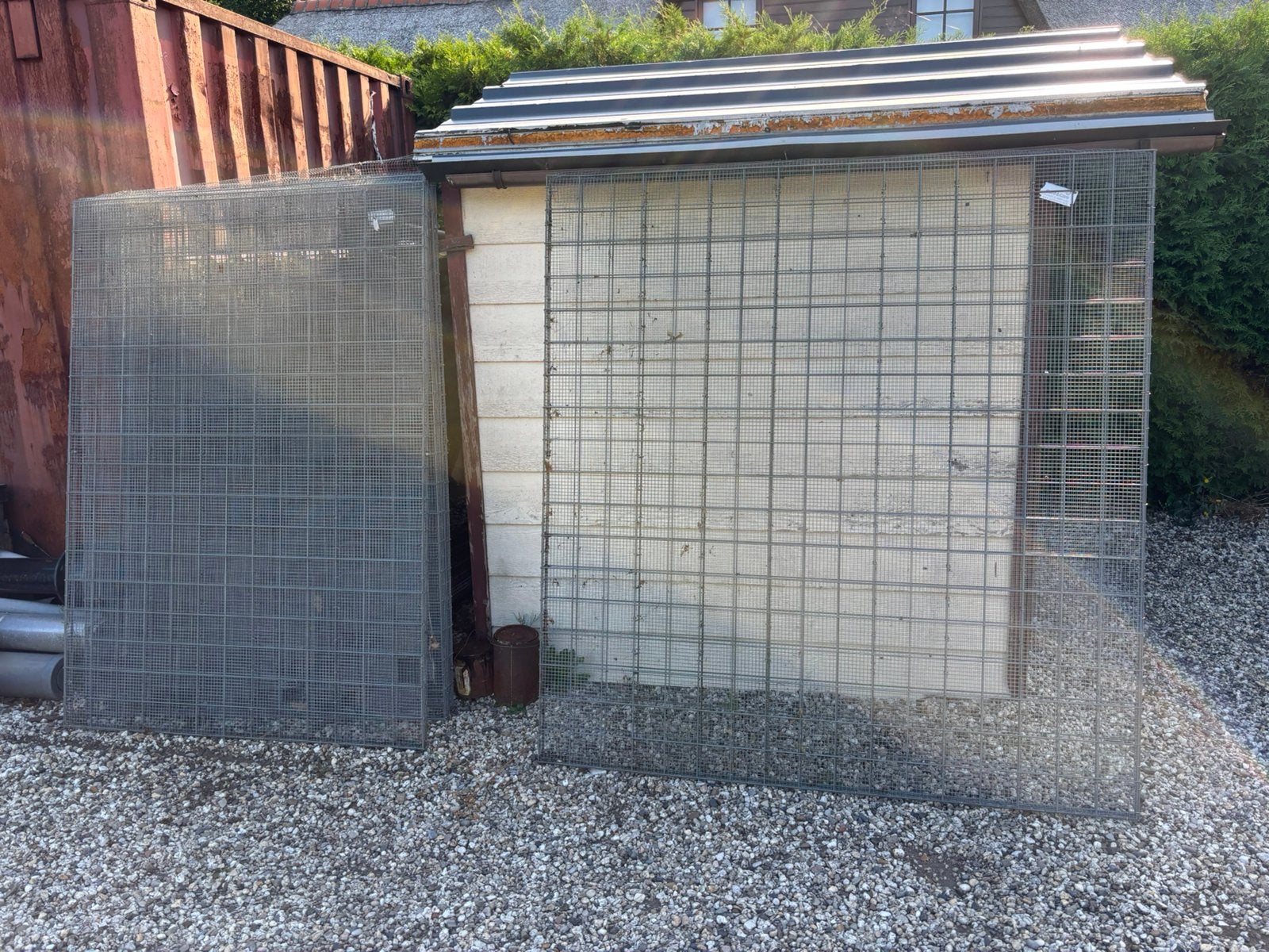 Schanskorf meerdere / stenen schuttingdelen, Ophalen, 3 tot 6 meter, IJzer, 1 tot 2 meter